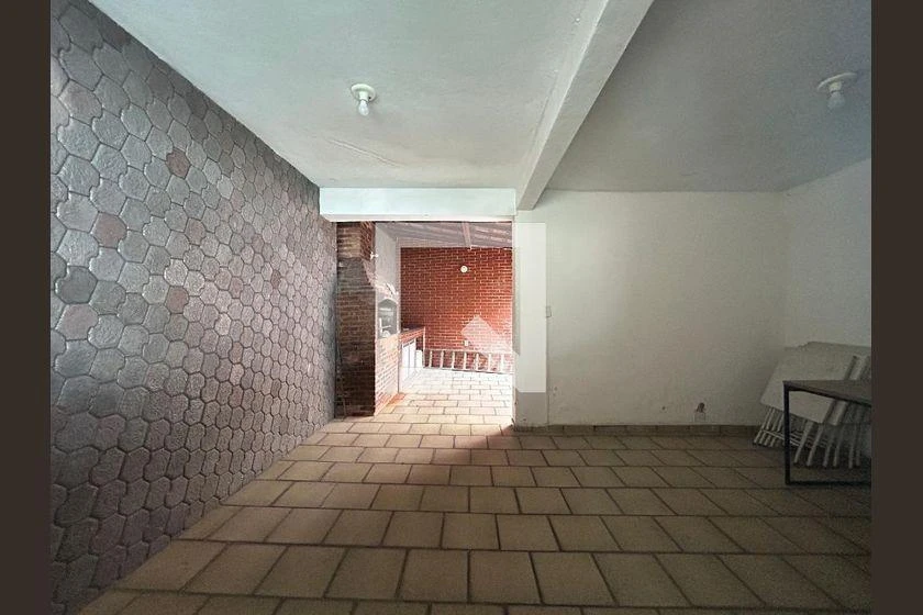 Оренда квартири з 2 кімнатами та вбудованими шафами — photo 32