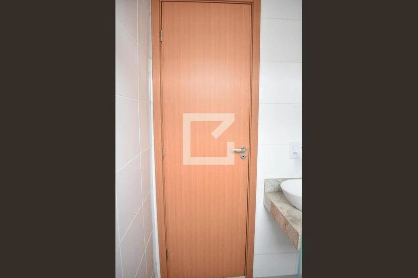 Квартира с 2 спальнями, в доме есть бассейн — photo 9