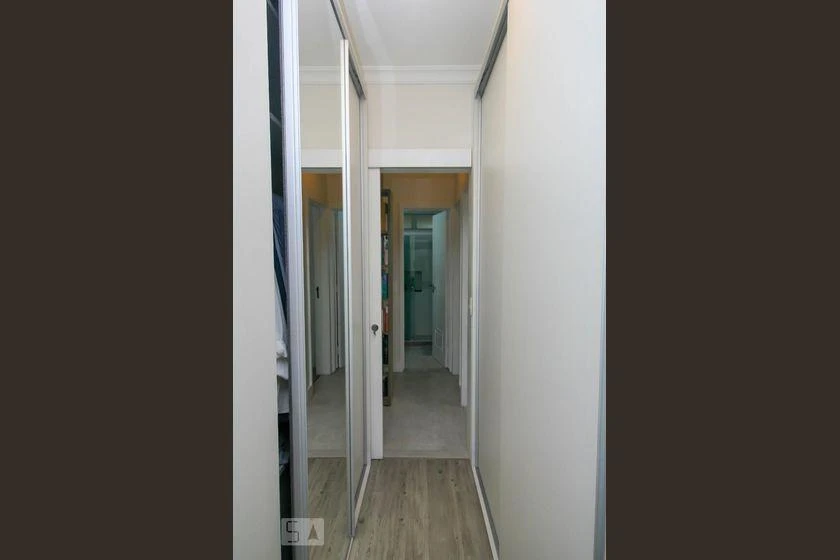 3-bedroom apartment with a glass-enclosed balcony — photo 80