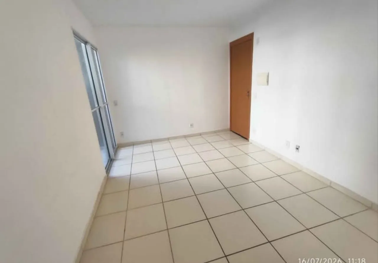2-bedroom apartment in a building with a pool — photo 5