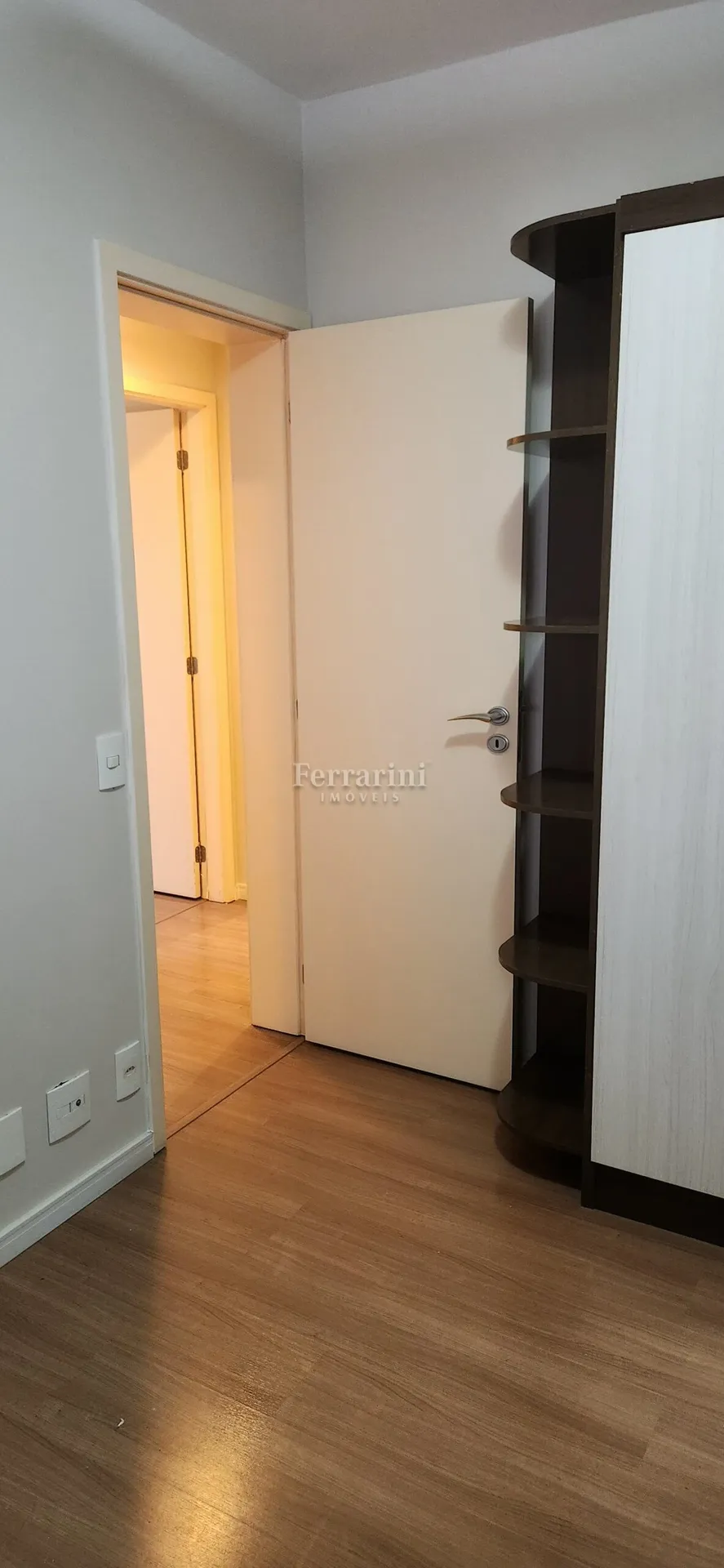 Apartment with 3 bedrooms and a closed kitchen — photo 23