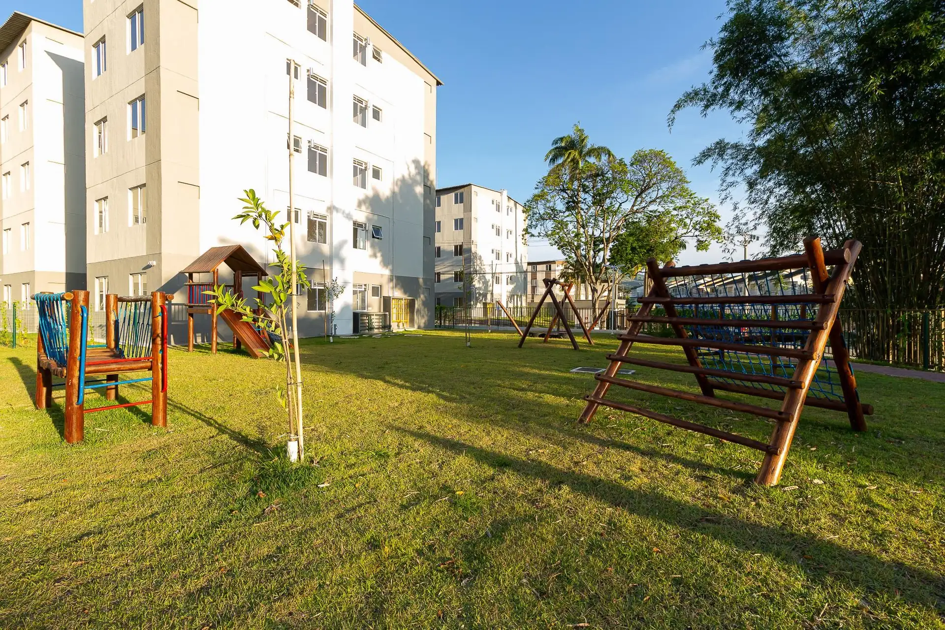 Apartamento de 2 quartos com máquina de lavar — photo 23