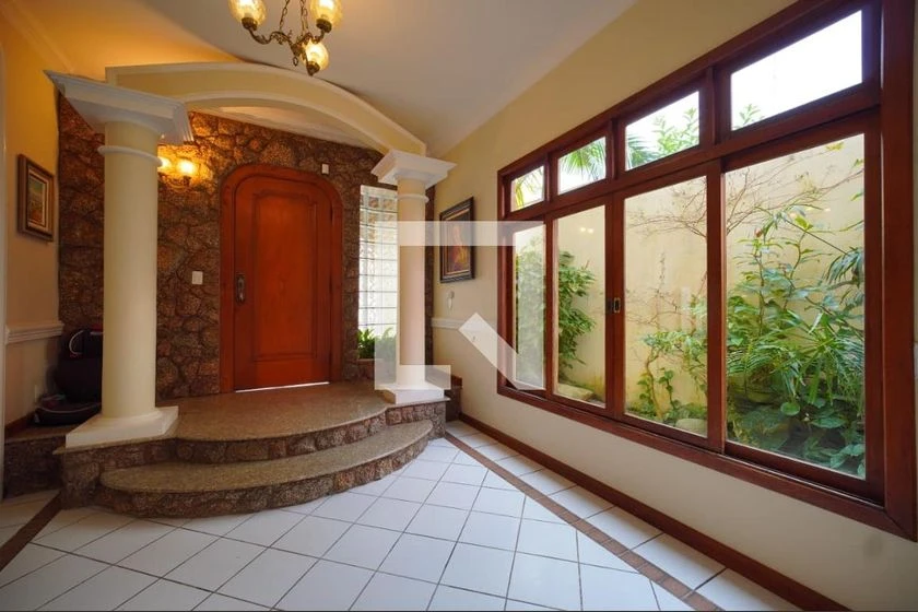 Casa amueblada con 6 dormitorios y jardín privado — photo 8