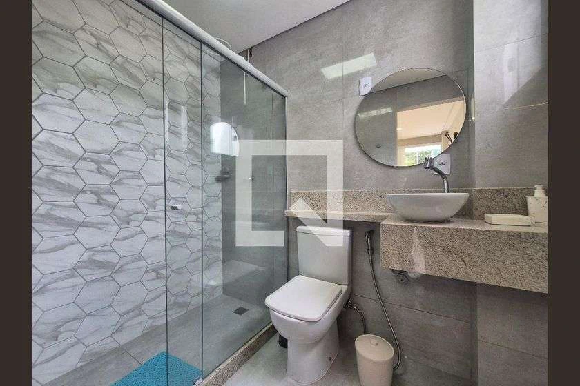 420 m² house with 4 en-suite bedrooms and private garden — photo 18