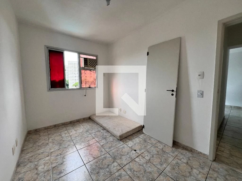 Apartamento de 2 quartos com área de lavanderia — photo 8