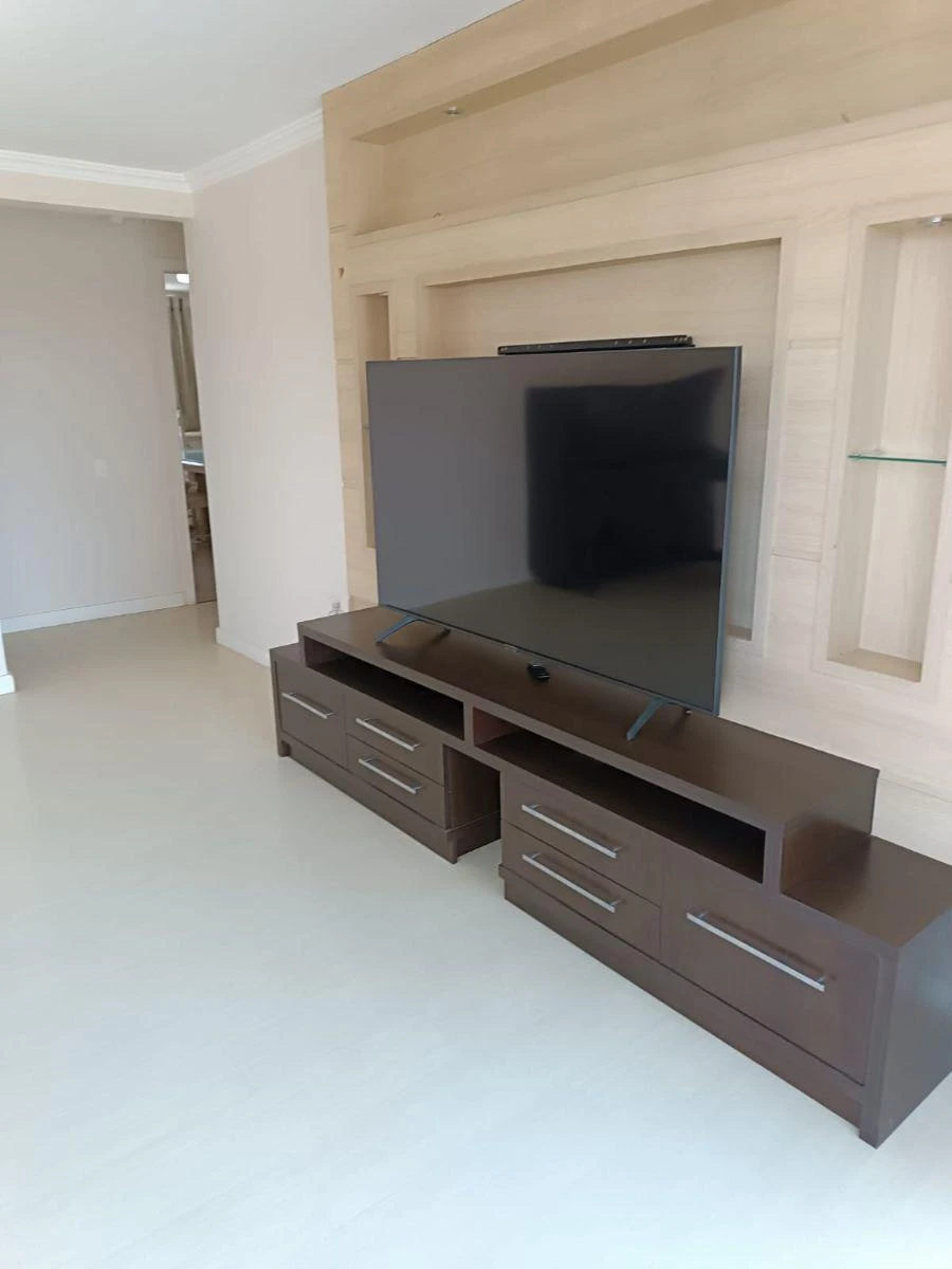 Apartamento de 156 m² com secadora e janelas do piso ao teto — photo 9