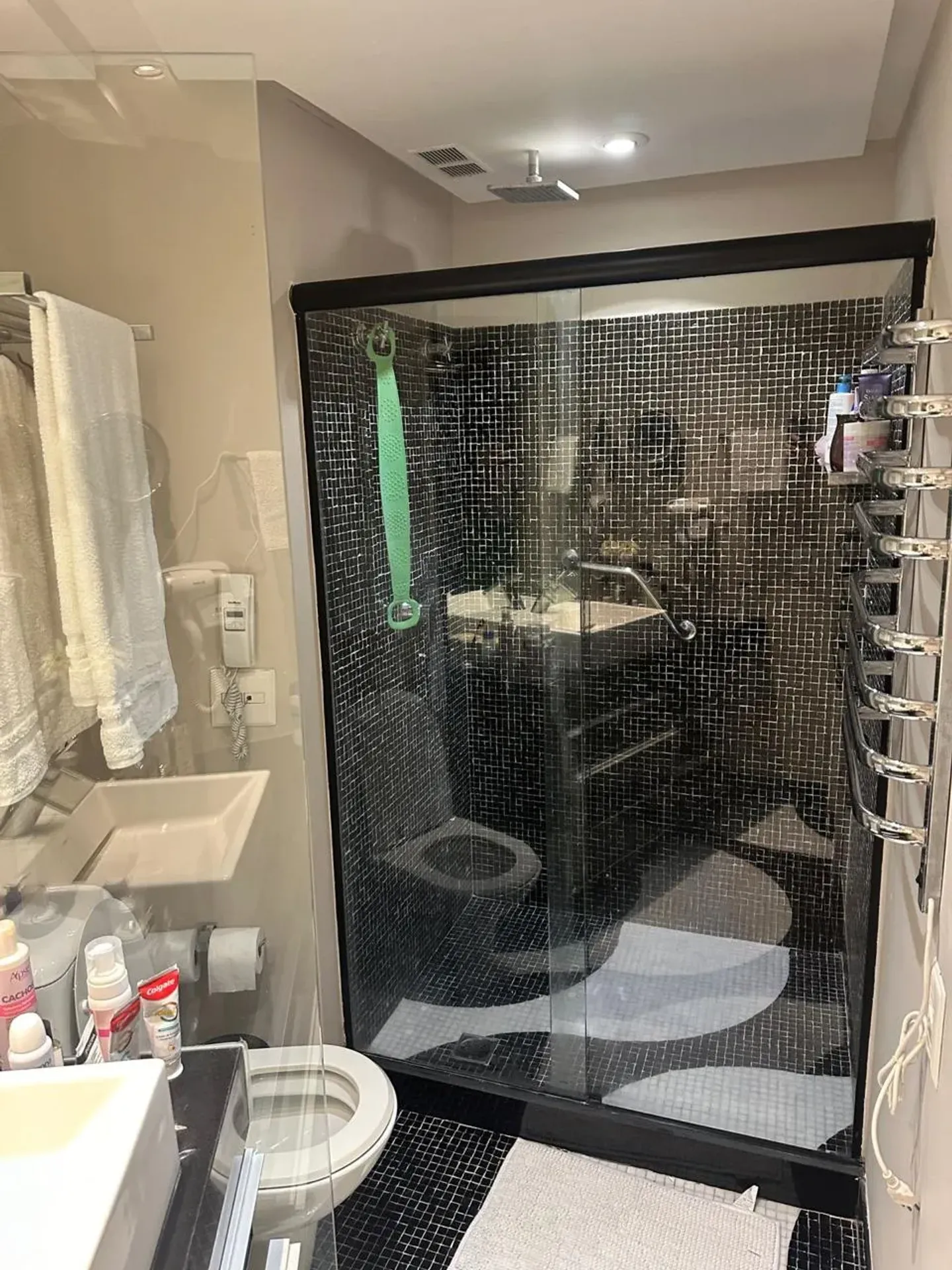 Apartamento mobiliado com cozinha americana e varanda — photo 11
