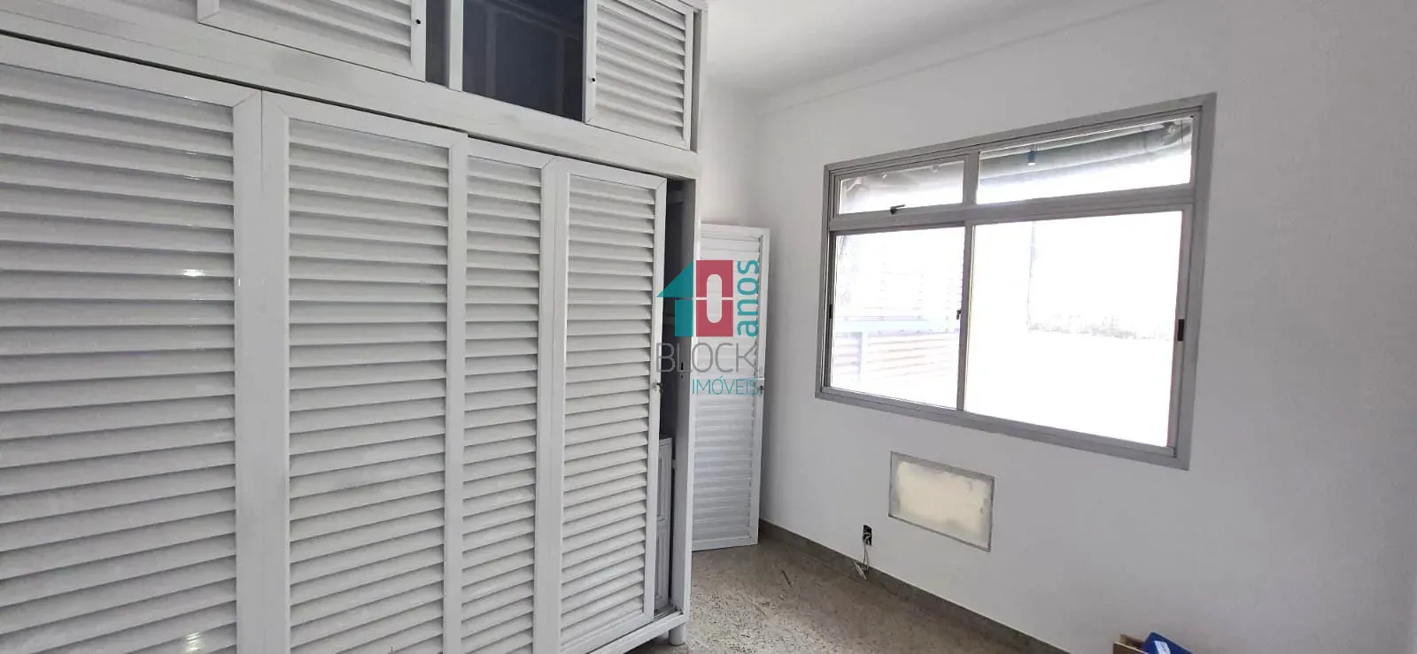 Apartamento com 4 quartos e cozinha separada — photo 39