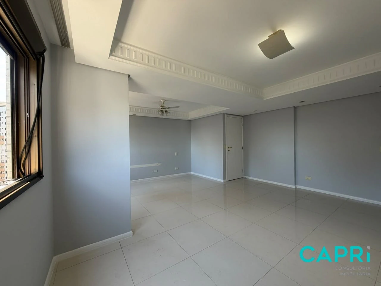 217 m² apartment with a private pool and a washing machine — photo 18