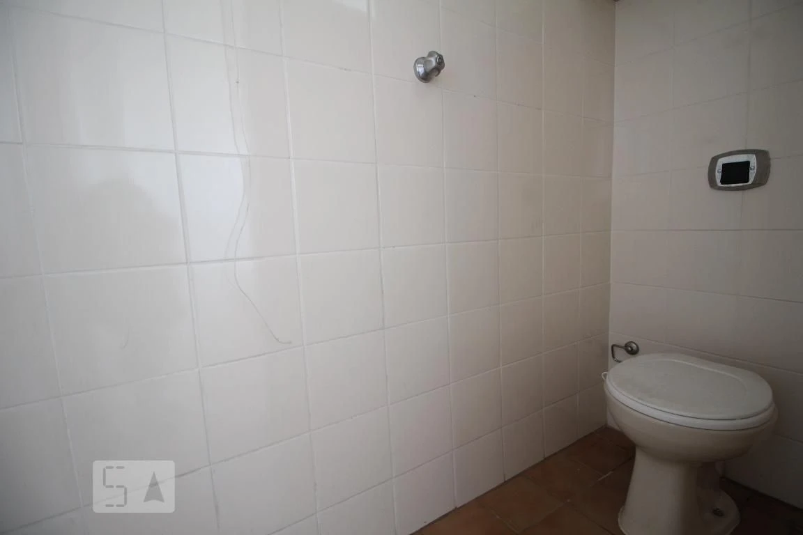 2-bedroom apartment with a home office in Curitiba — photo 18