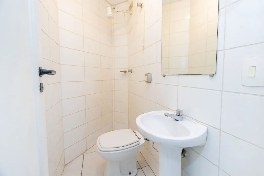 214 m² apartment with a balcony and 3 bedrooms — photo 19