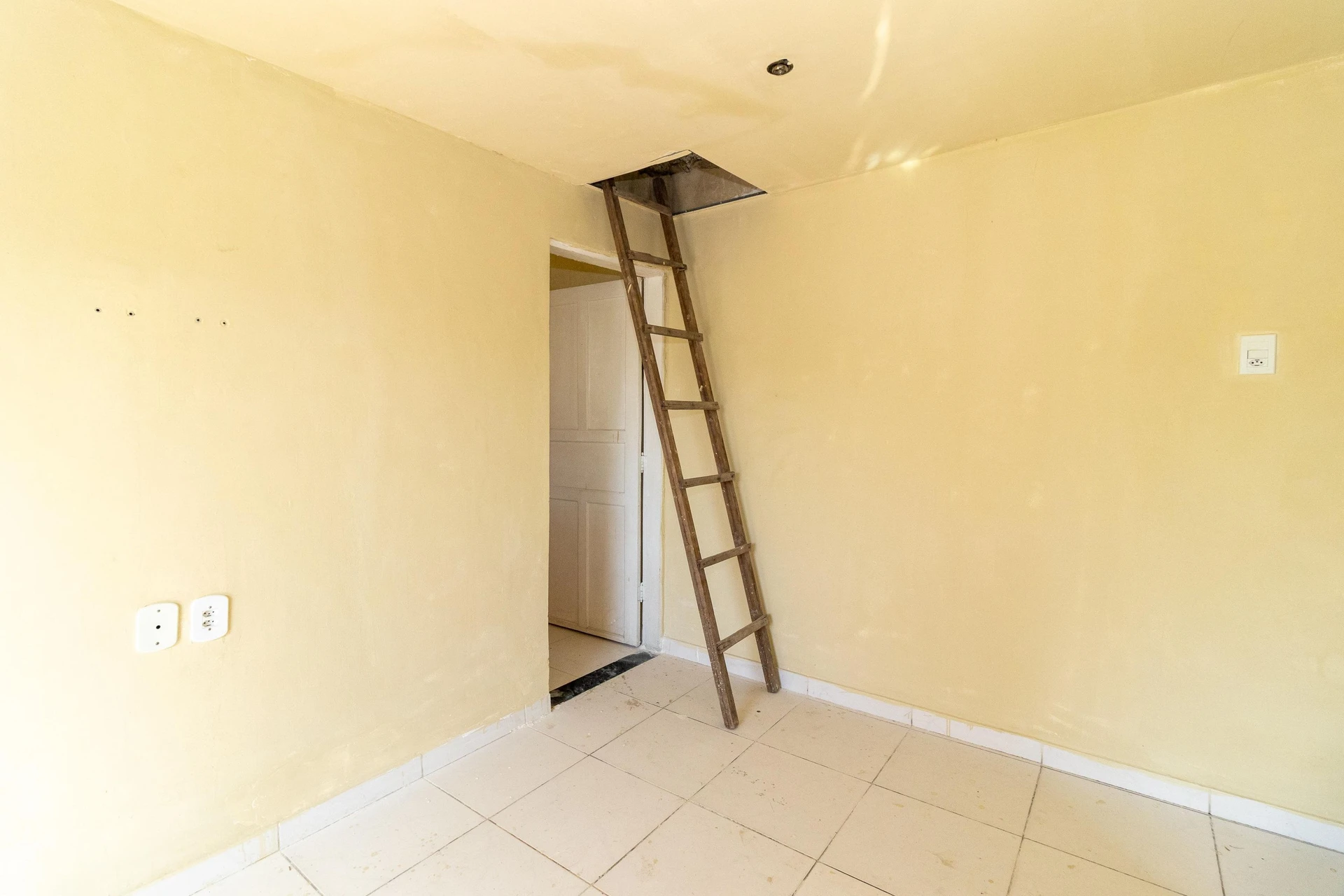 1-bedroom apartment with balcony and private garden — photo 30