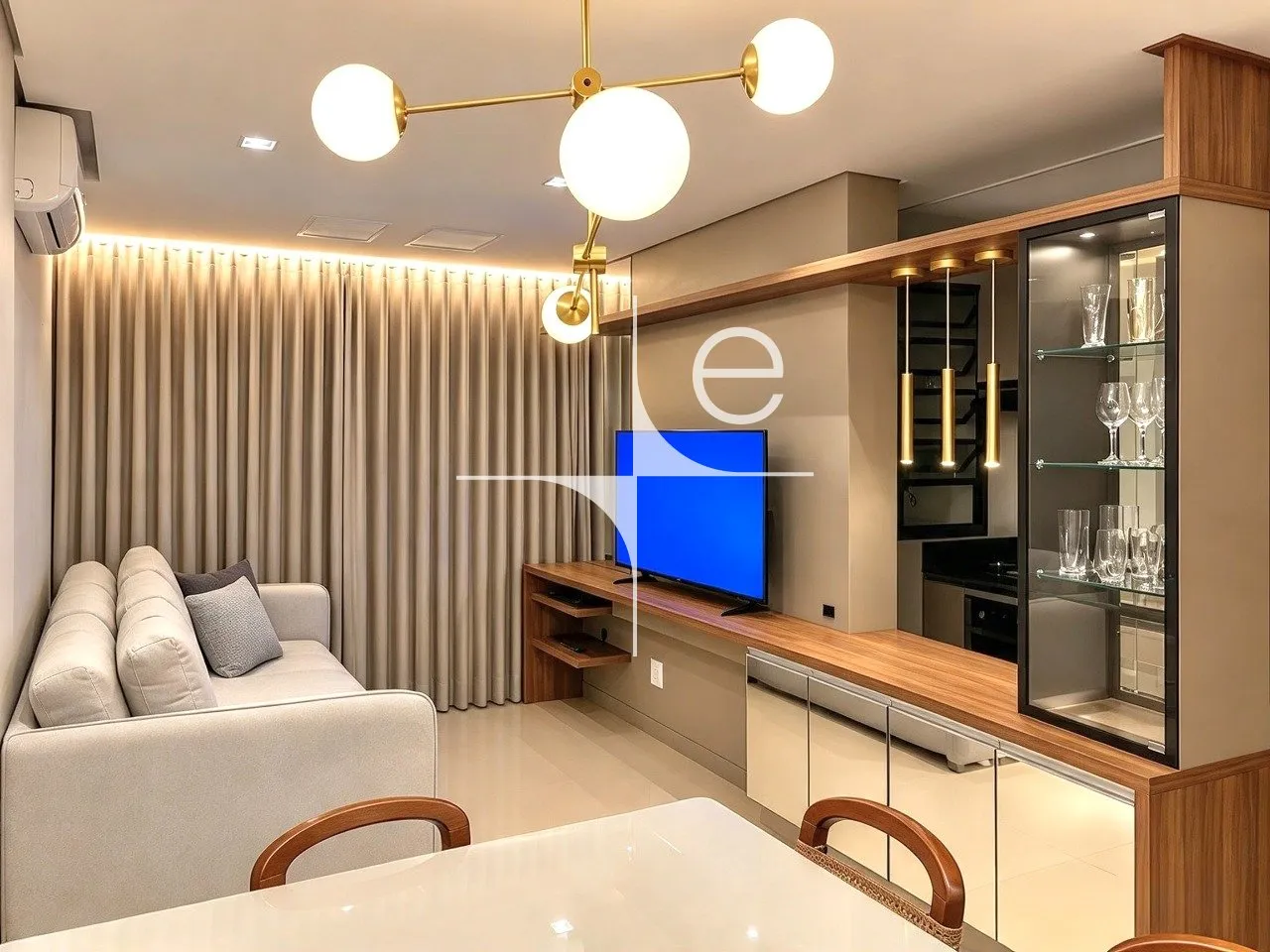 Furnished apartment, 69 m², with a walk-in closet — photo 7