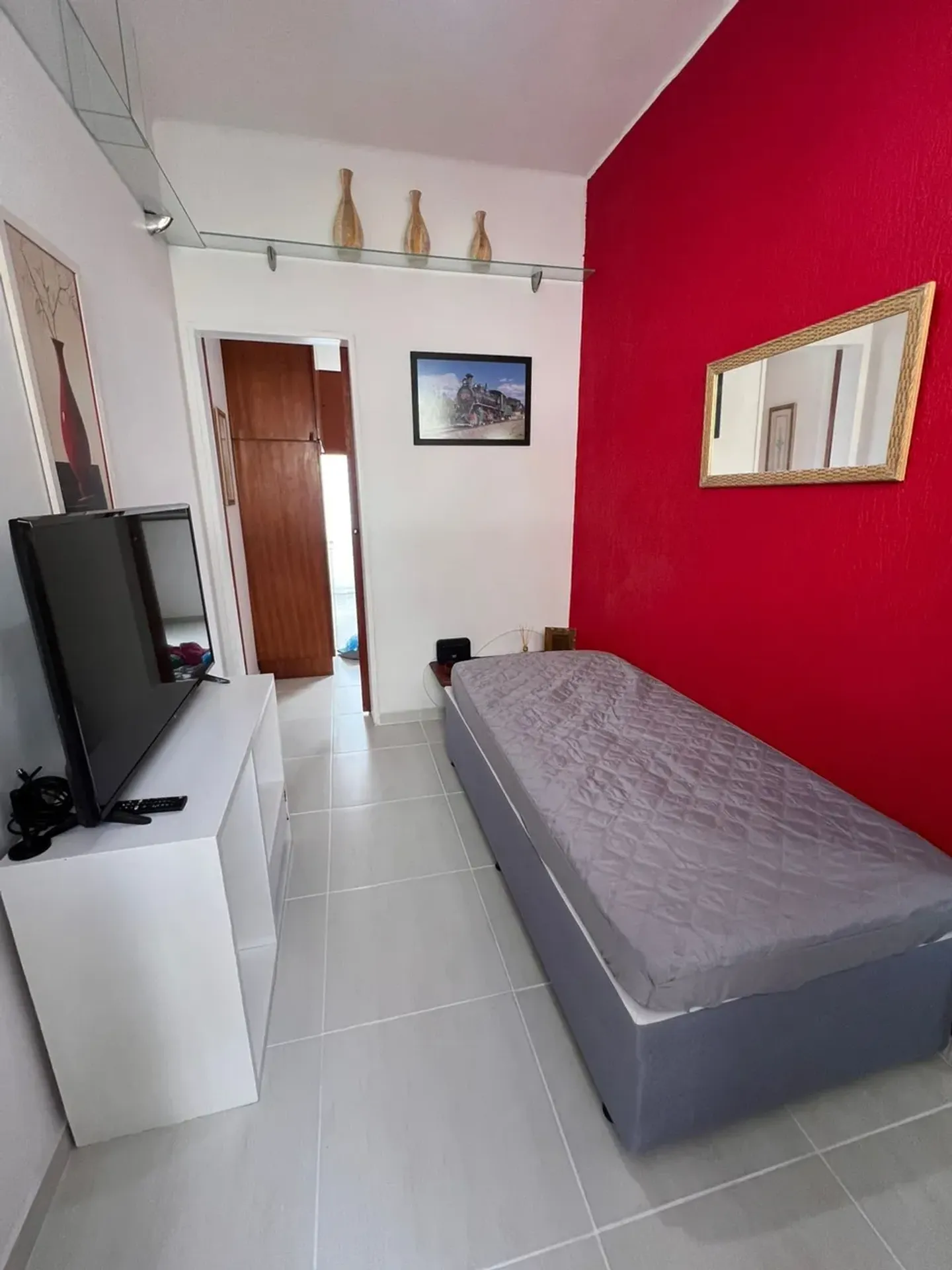 Furnished 40 m² apartment with balcony and 1 bedroom — photo 12