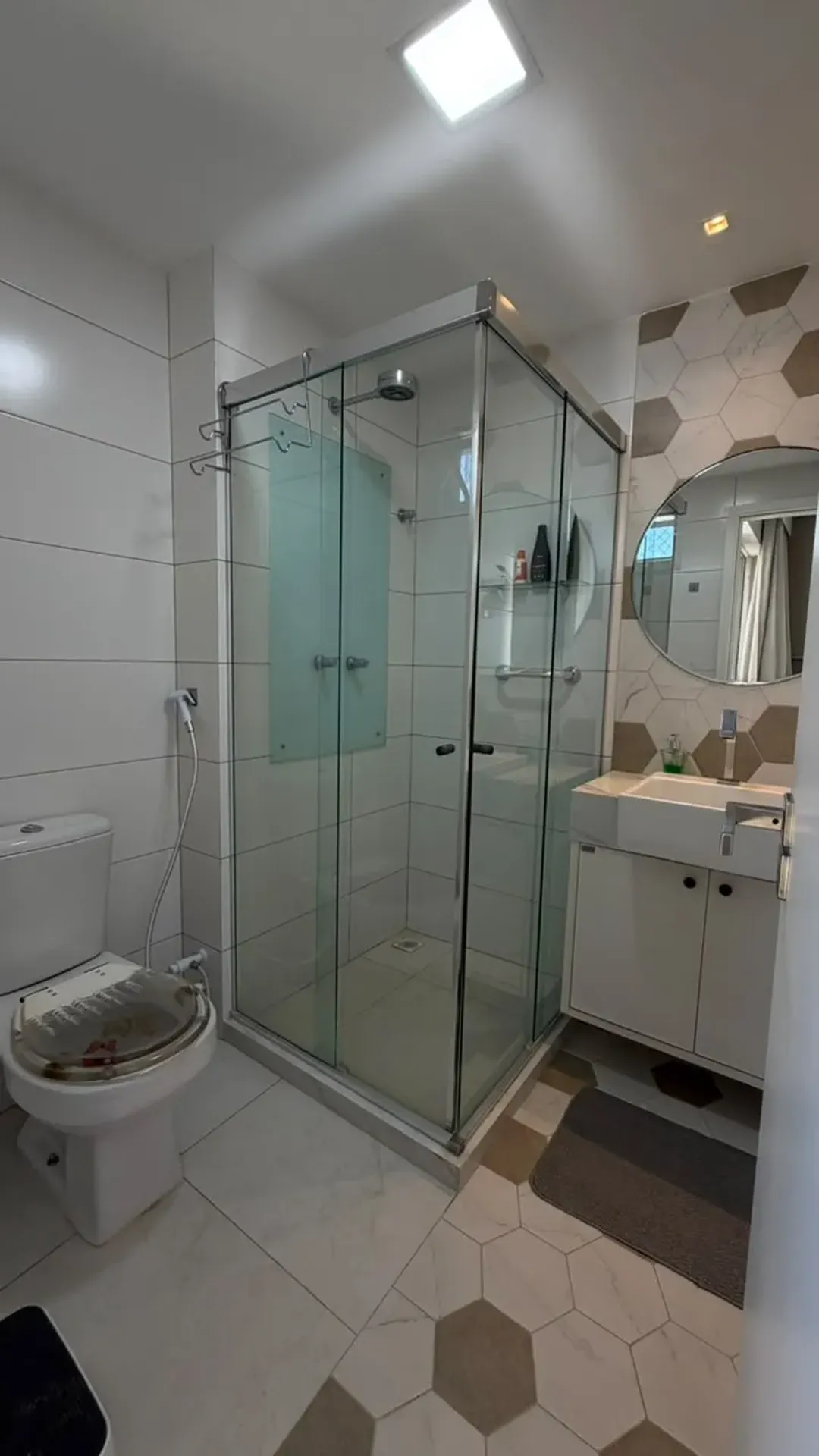 3-bedroom apartment in a building with a sauna — photo 19