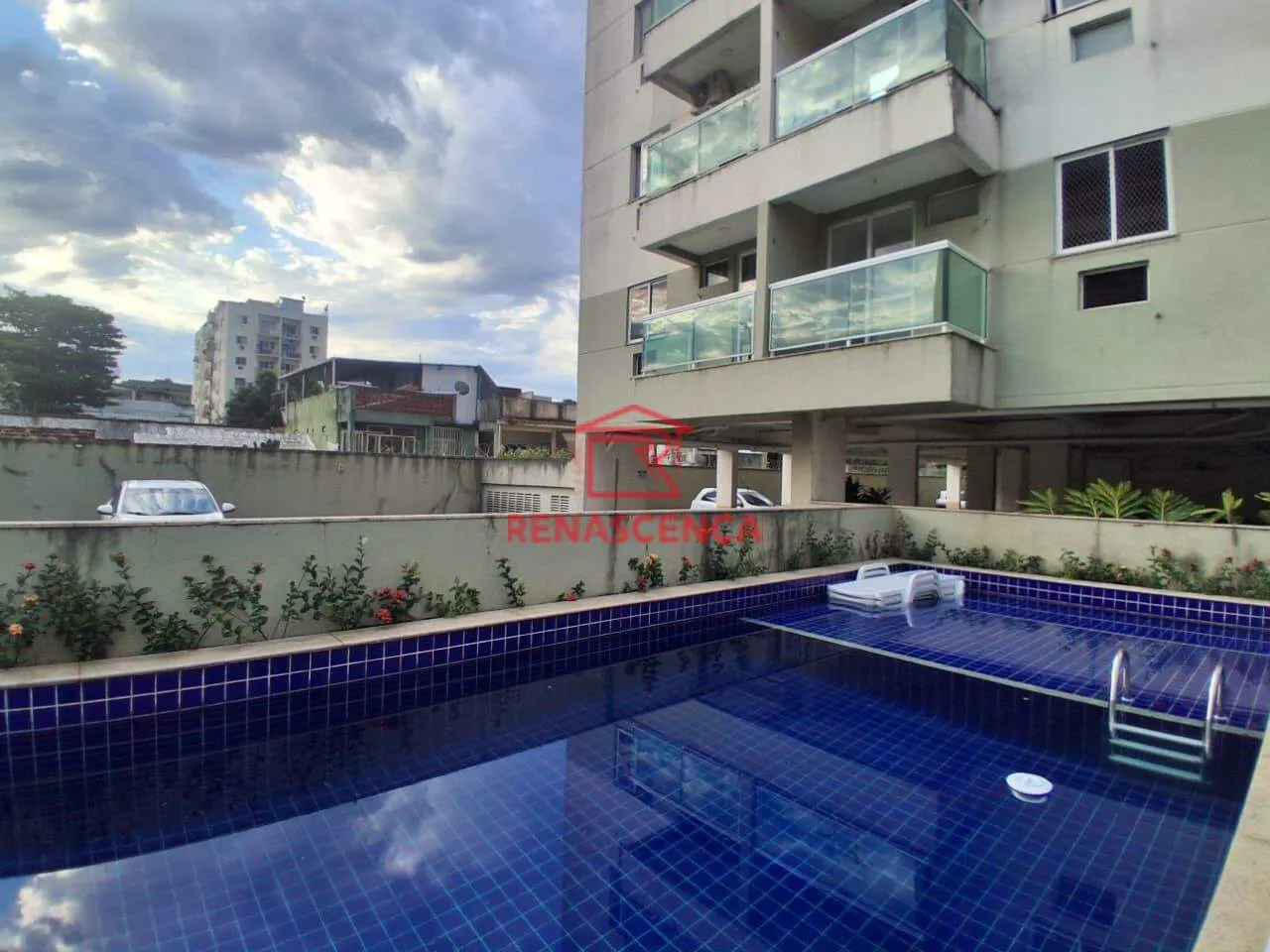 Apartment on the 3rd floor with a grill on the balcony — photo 7