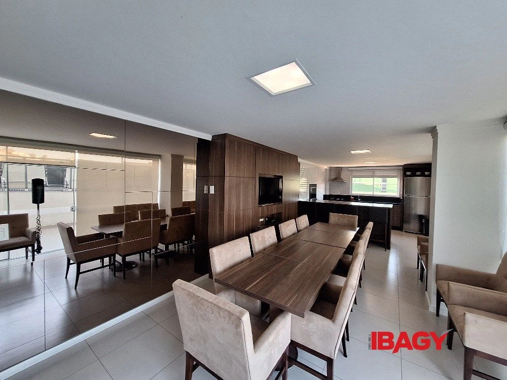 Furnished apartment, 100 m², with a private BBQ — photo 8
