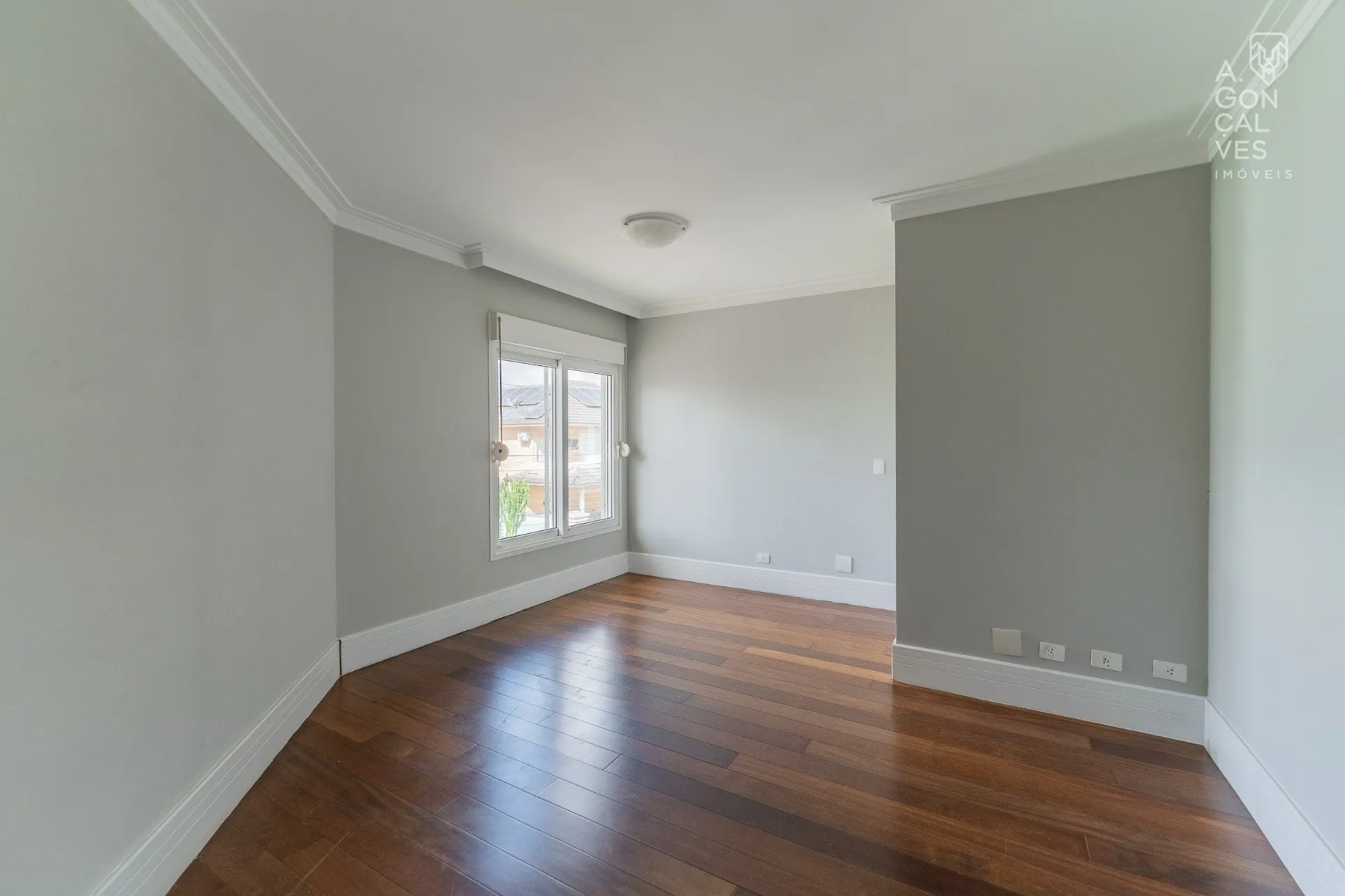 House with 4 bedrooms, open-plan kitchen and 4 parking — photo 35
