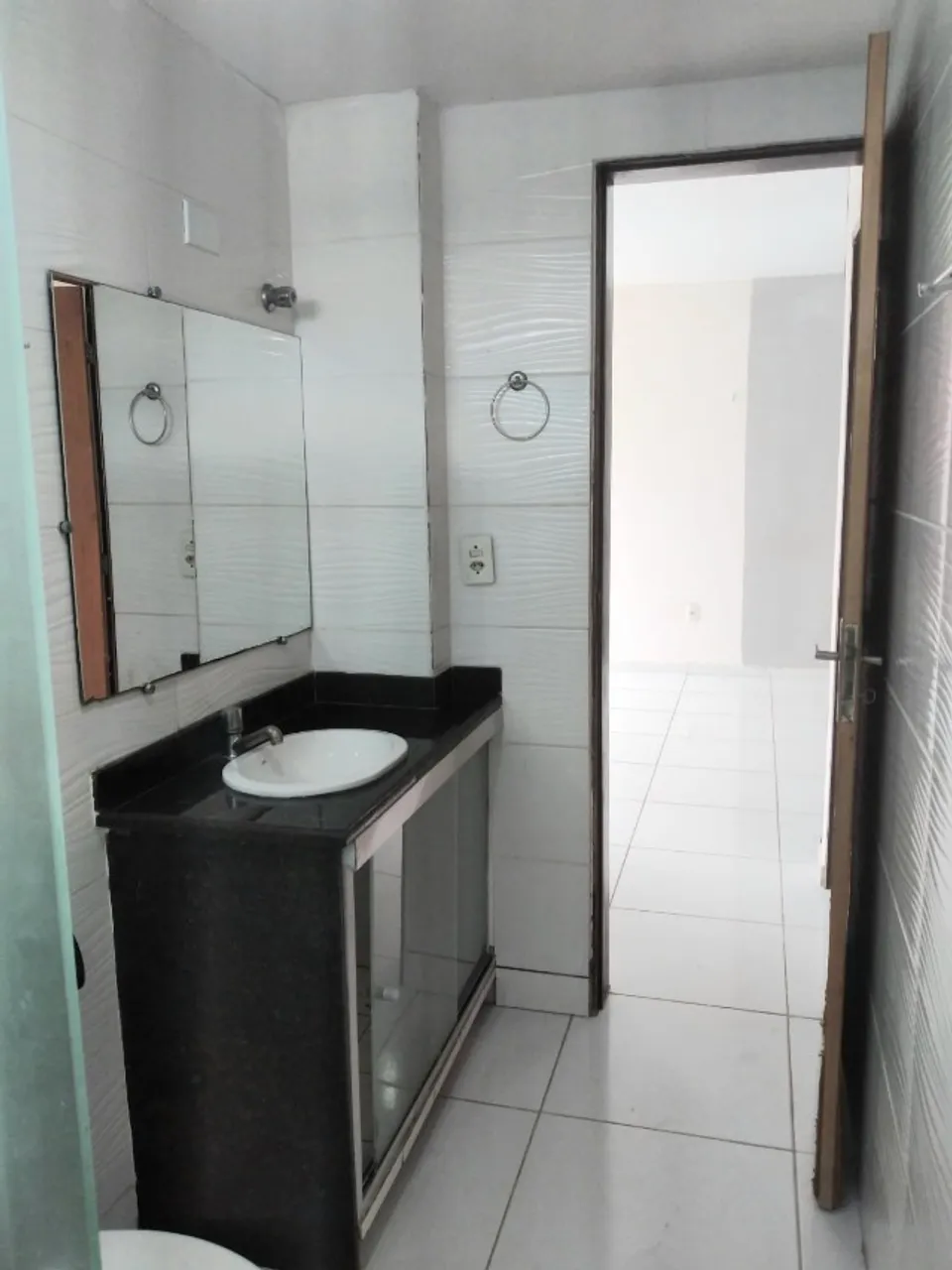 Unfurnished apartment with gas stove and 2 bathrooms — photo 8