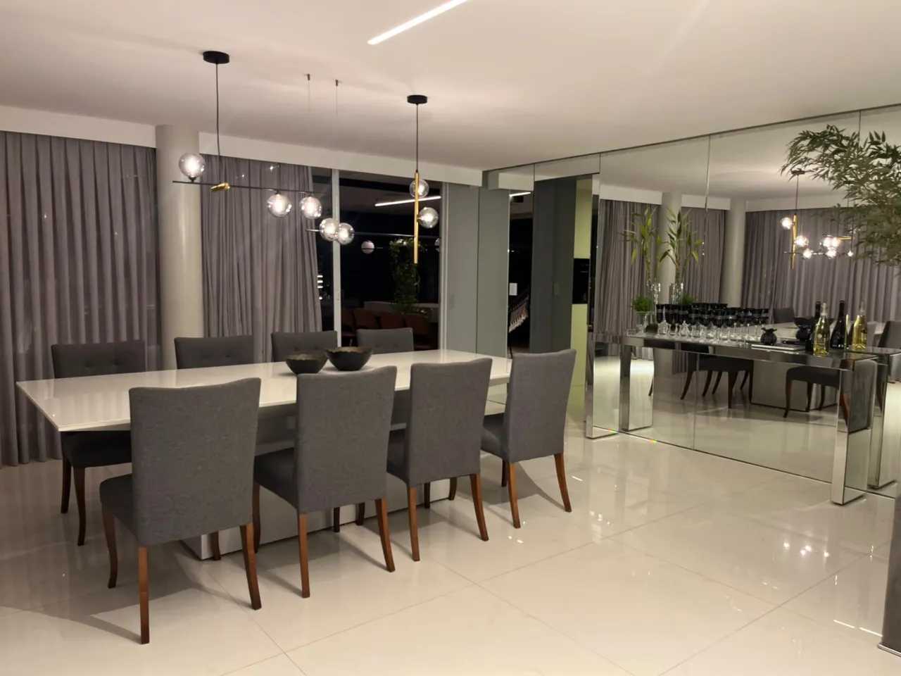 5-bedroom house with a walk-in closet in João Pessoa — photo 13