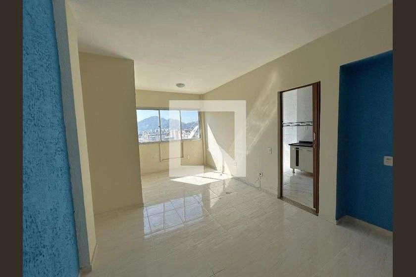 2-bedroom 68 m² apartment with a closed kitchen