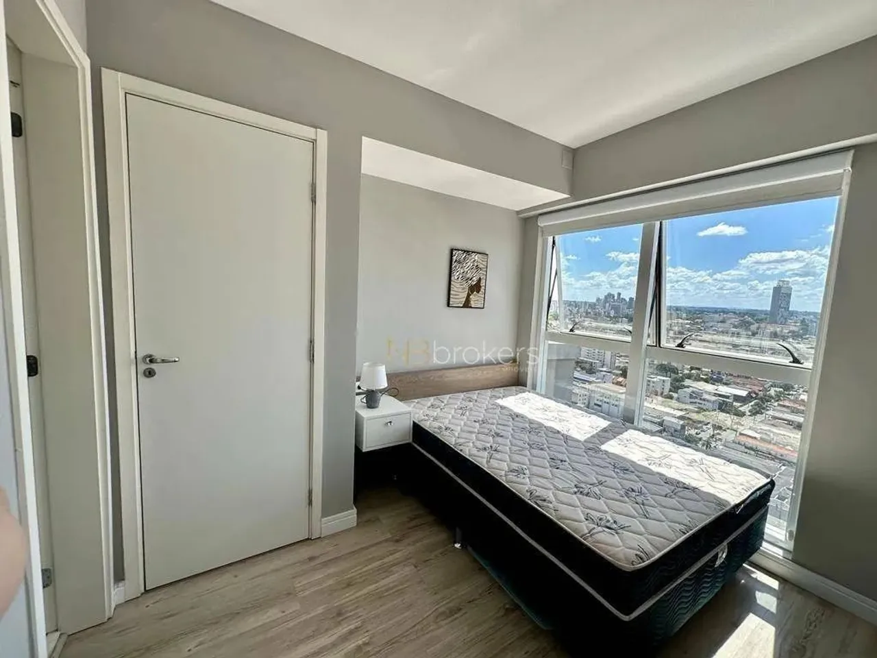 1-bedroom apartment with en-suite and a balcony — photo 10