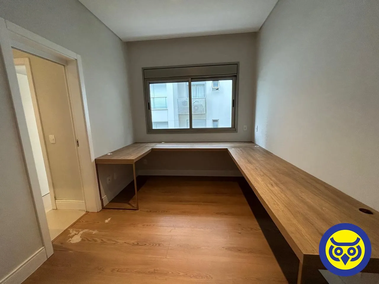 3-bedroom apartment with a water view — photo 23