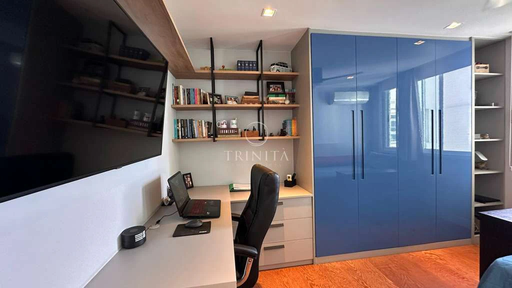158 m² apartment with 3 bedrooms and open-plan kitchen — photo 7