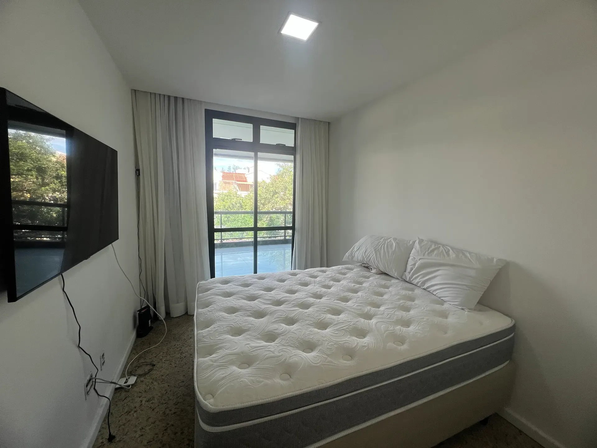 Furnished 90 m² apartment with a suite and 3 bedrooms — photo 16