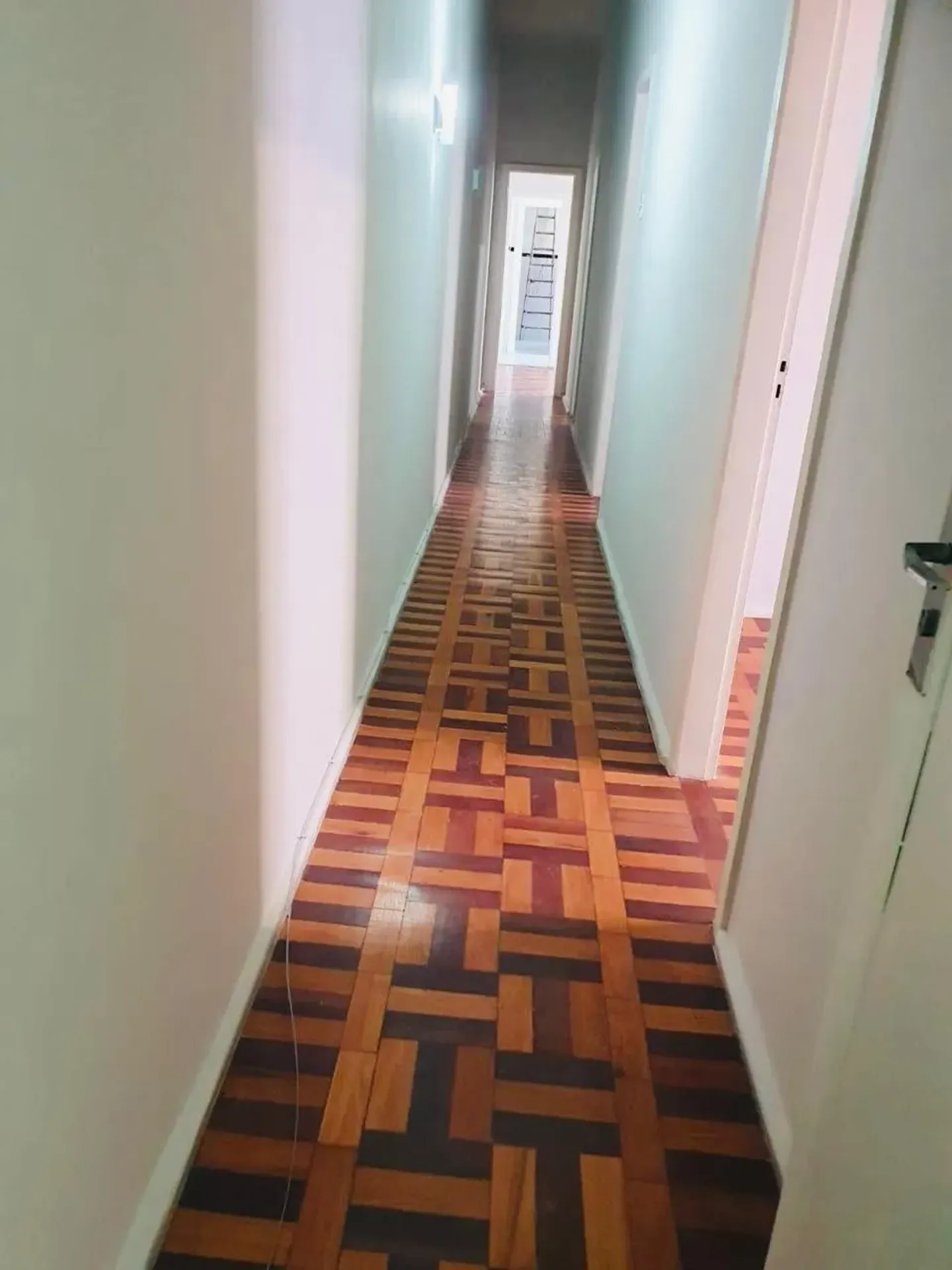 Дом на 4 спальни с отдельной газовой кухней — photo 12