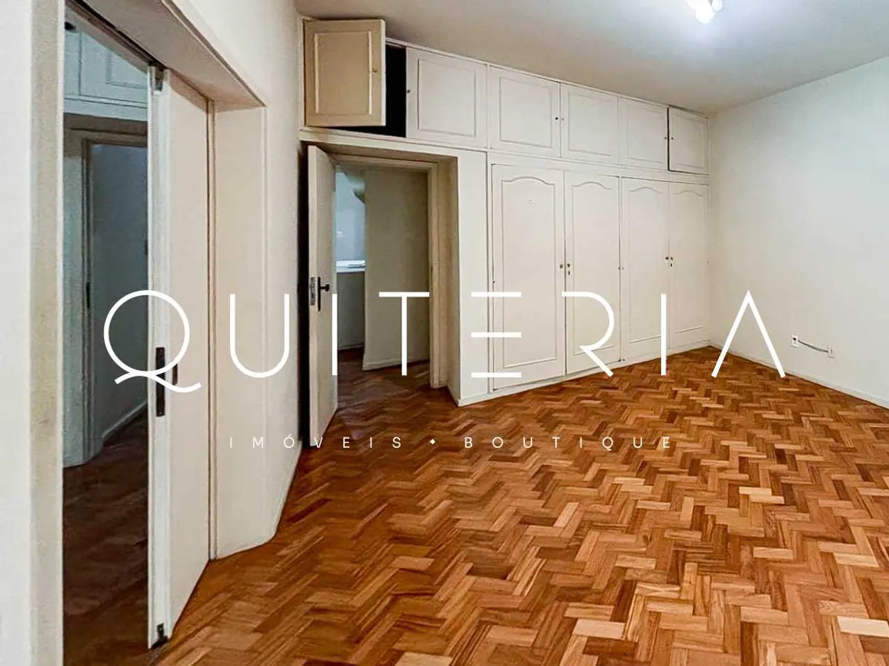 Apartamento com 4 quartos e cozinha separada de 212 m² — photo 13