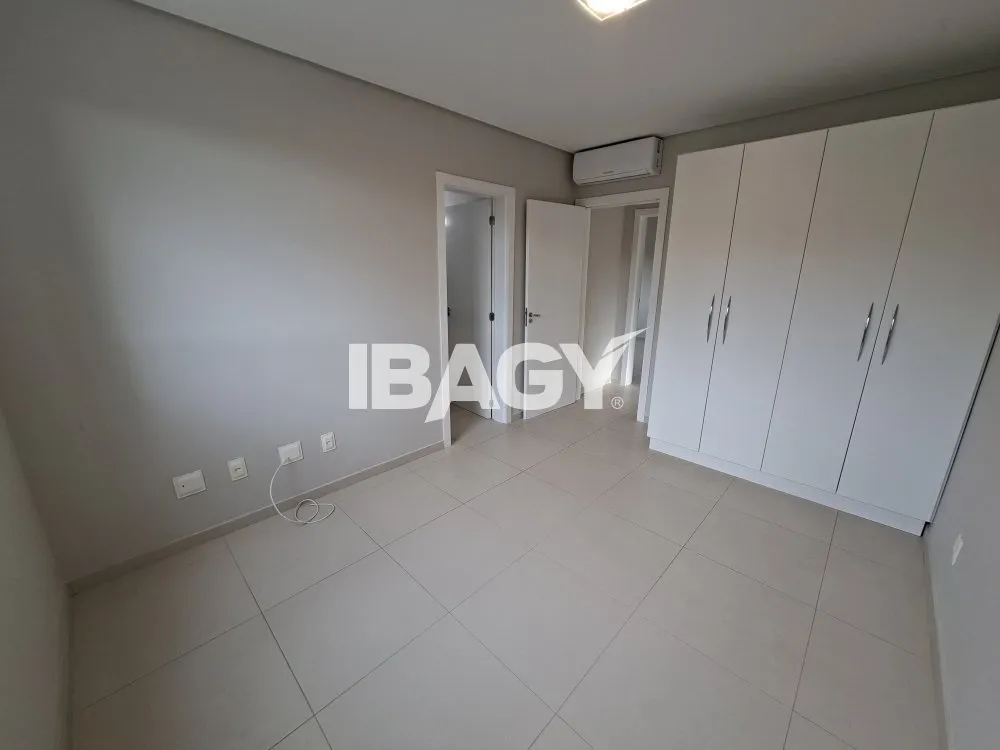 82 m² apartment with 2 en-suite bedrooms and 1 parking — photo 12
