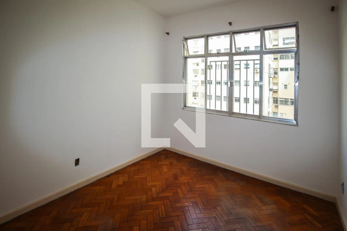 117 m² apartment with a private pool and a walk-in closet — photo 25