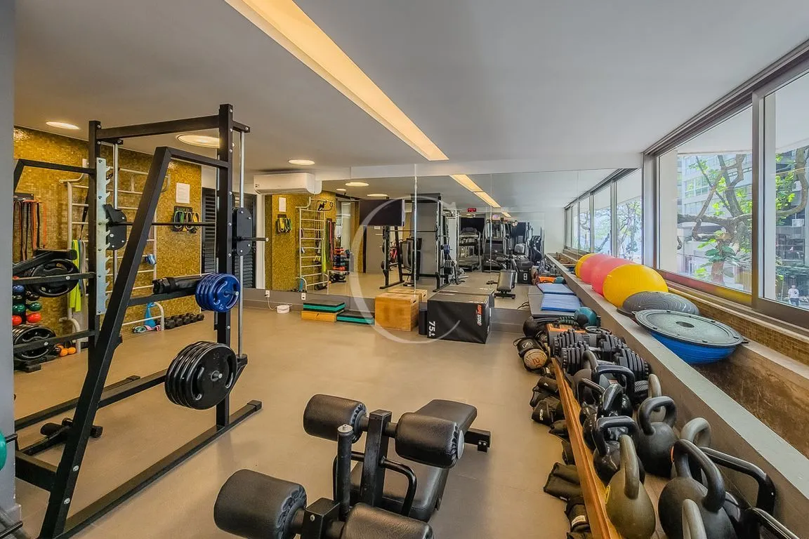 Мебльована квартира 239 м² з 3 спальнями та 2 паркомісцями — photo 10