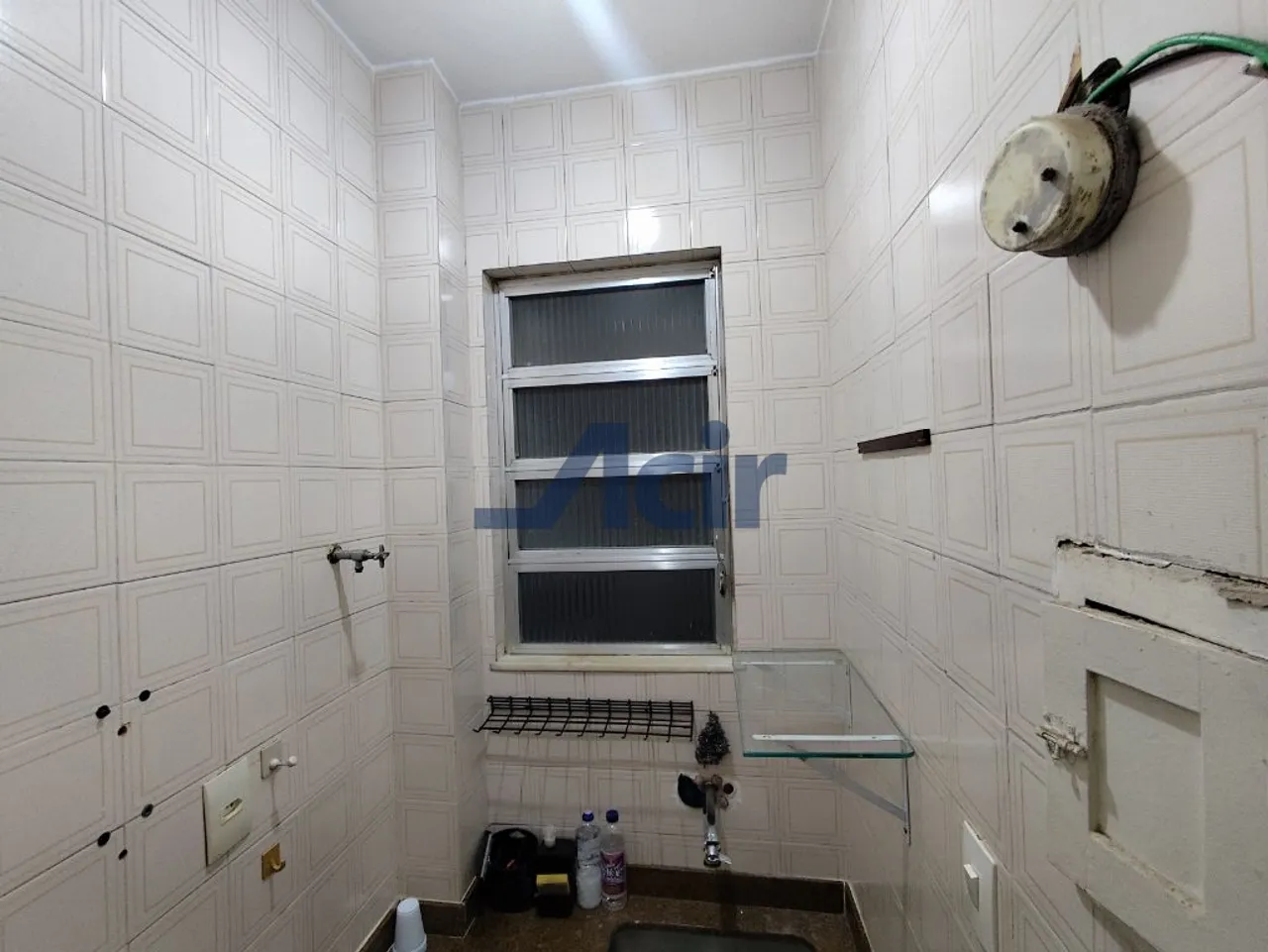 1-bedroom 1-bath apartment with a kitchenette corner — photo 6