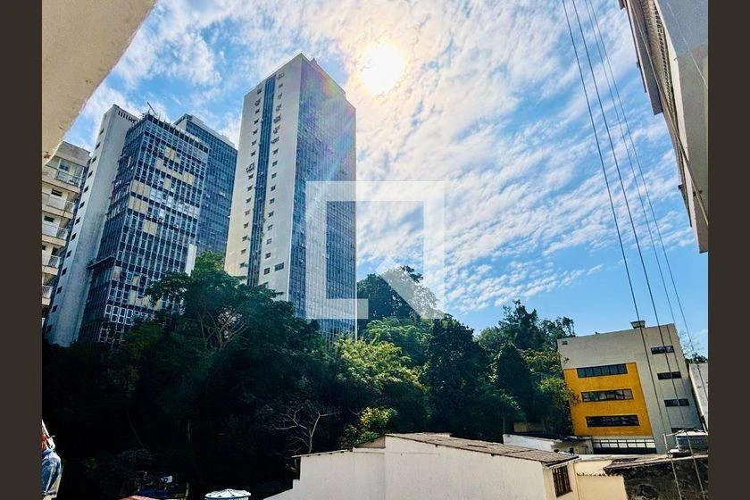 Меблированная квартира с 1 спальней и кухней-студией — photo 20