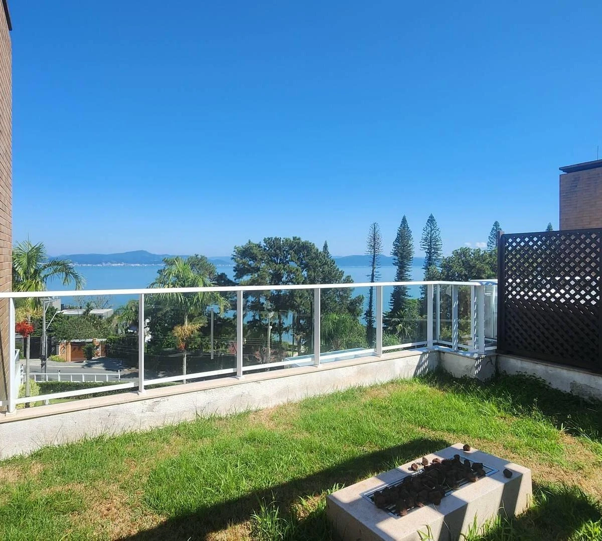 House, 235 m², with a water view — photo 21
