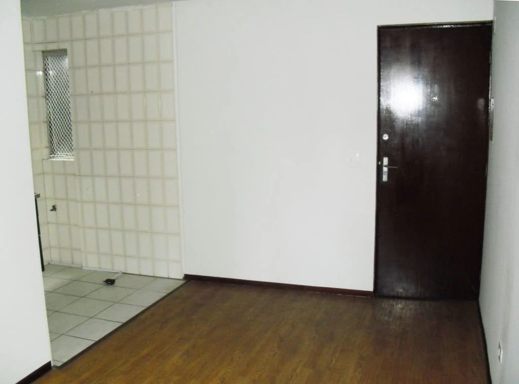 Apartamento com piso de madeira ou laminado, Centro — photo 5