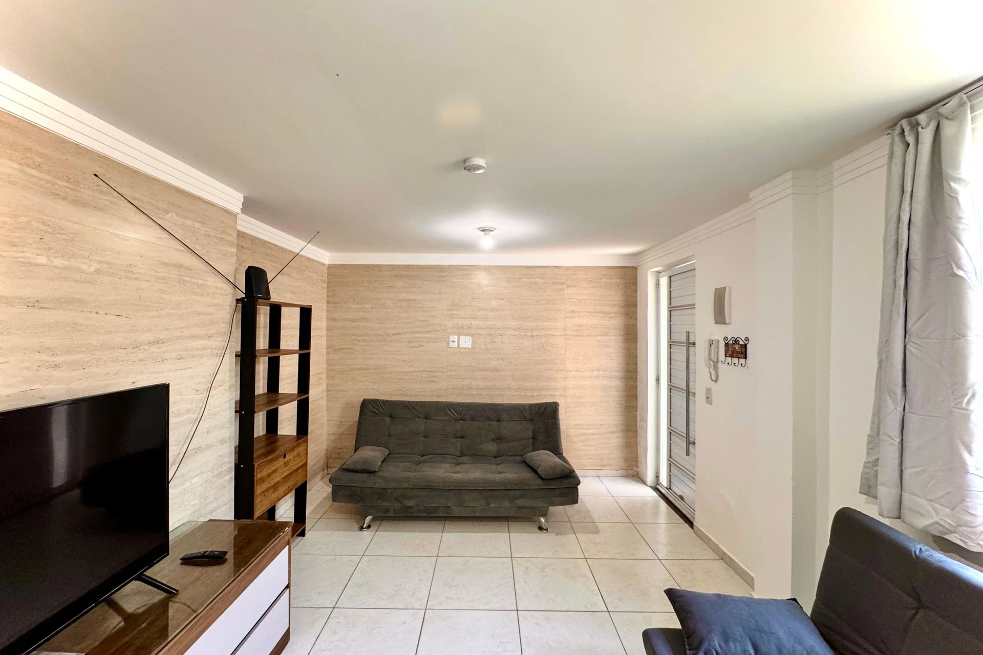 86 m² apartment with a home office and a mountain view — photo 21