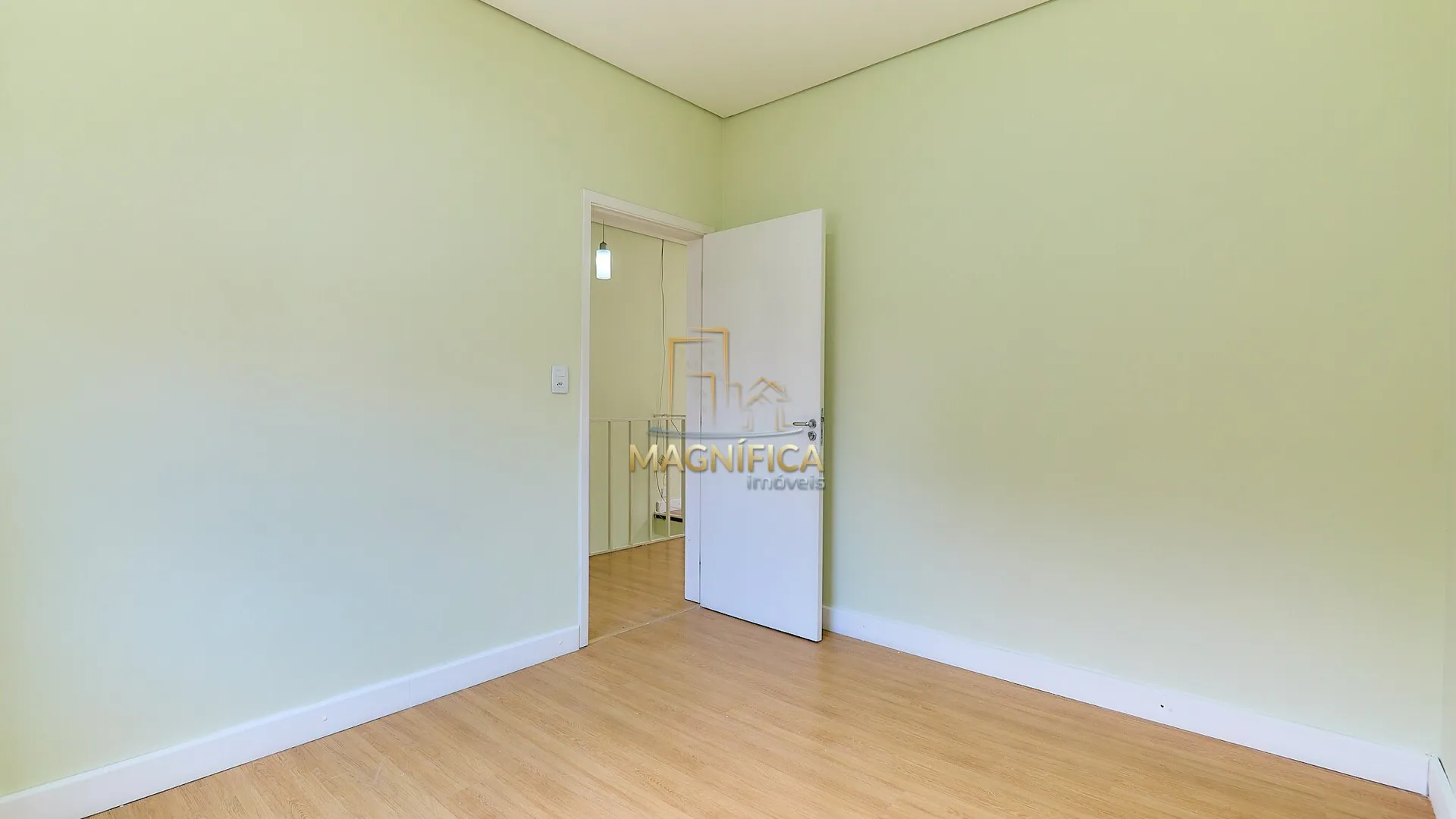 Casa com 6 quartos e 3 banheiros, 307 m² e 2 vagas — photo 32