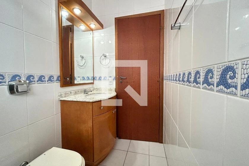 5-bedroom apartment with a bathtub in Florianópolis — photo 43