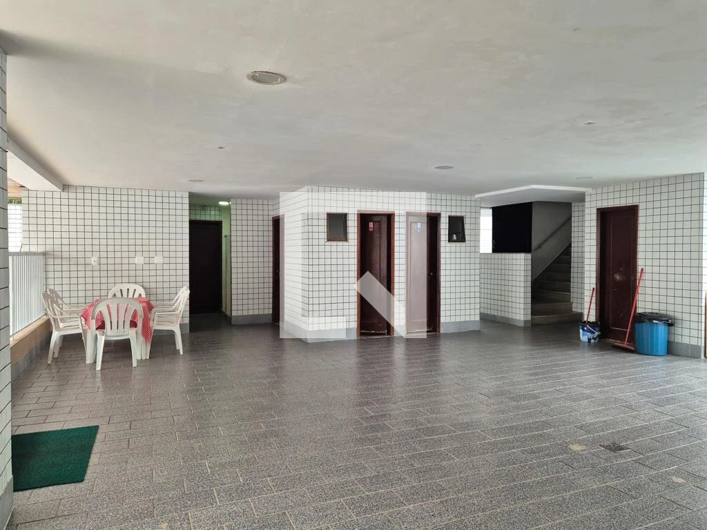 Furnished apartment with 3 en-suite bedrooms and 3 baths — photo 21