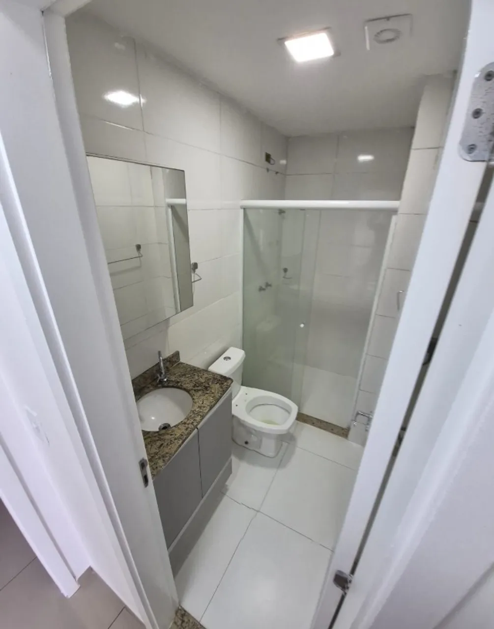 2-bedroom apartment with a balcony — photo 6
