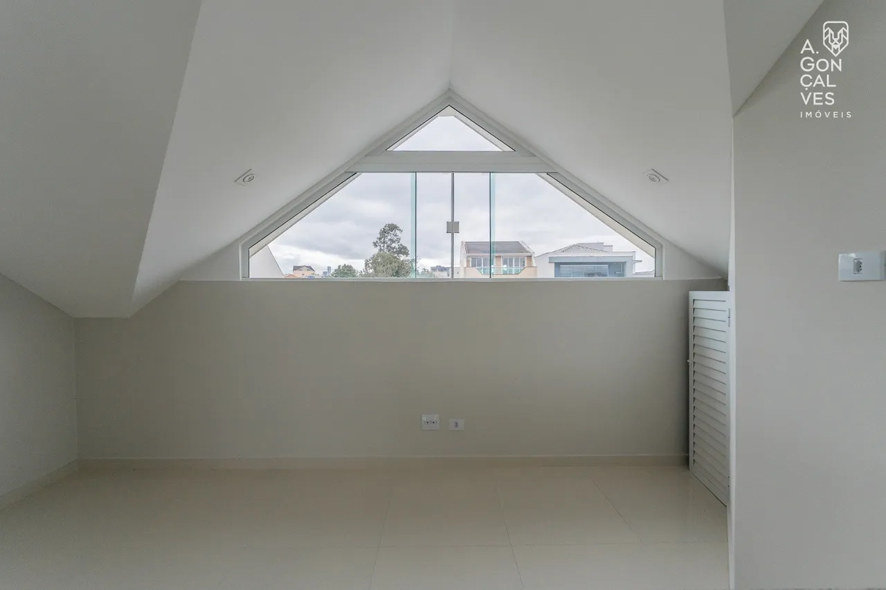 House with 3 bedrooms and an open-plan kitchen — photo 20