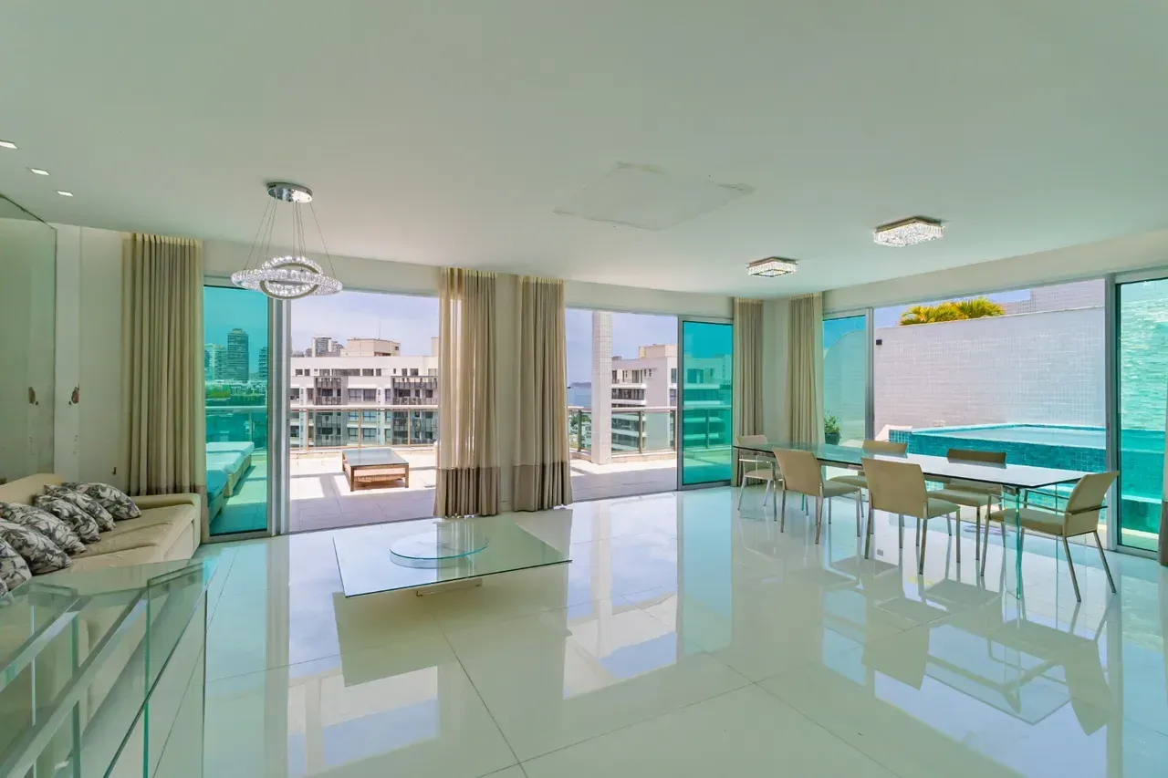 575 m² apartment with 4 en-suite bedrooms and 4 parking — photo 64