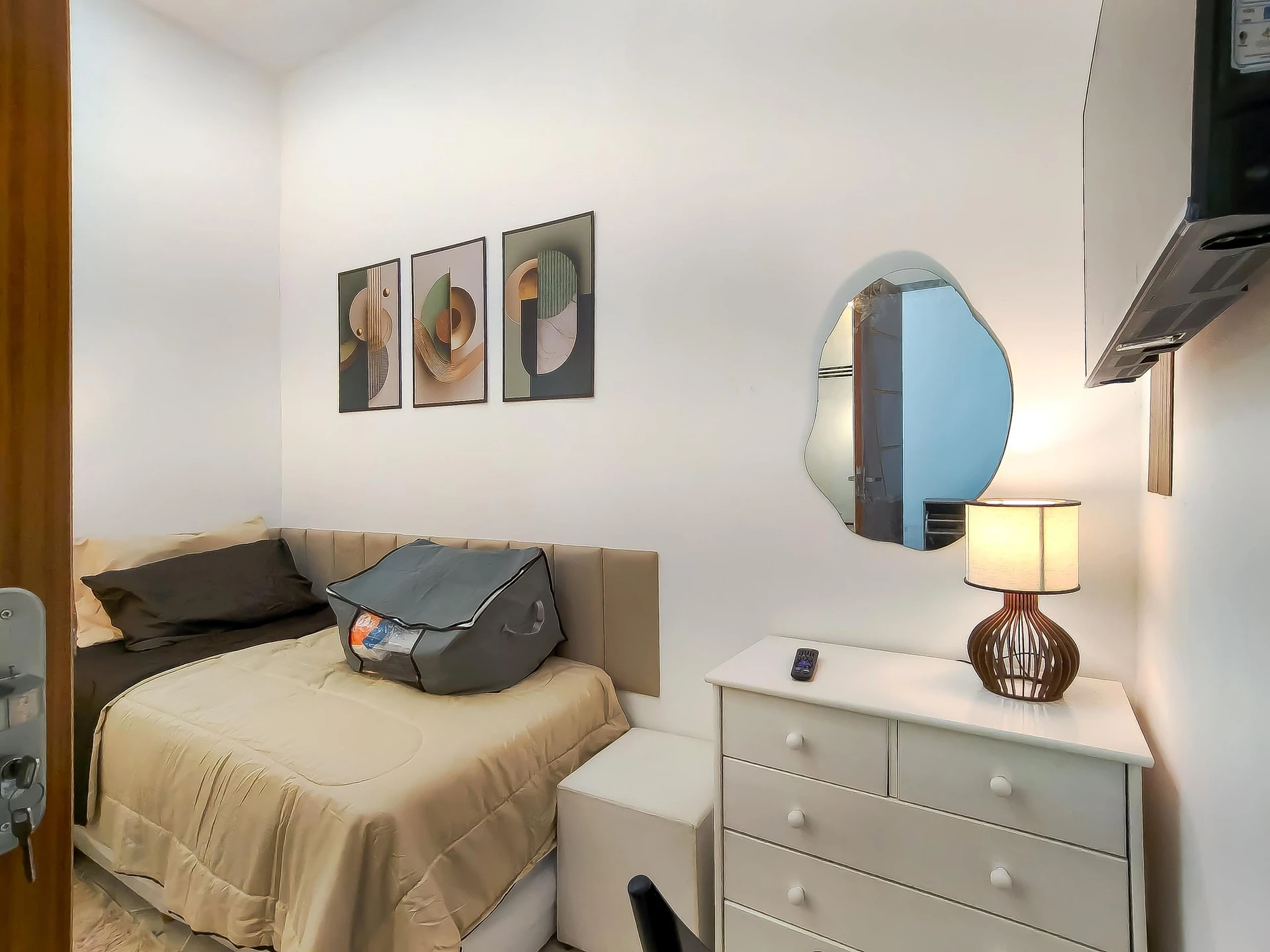 2-bedroom apartment with a home office in Rio de Janeiro — photo 10