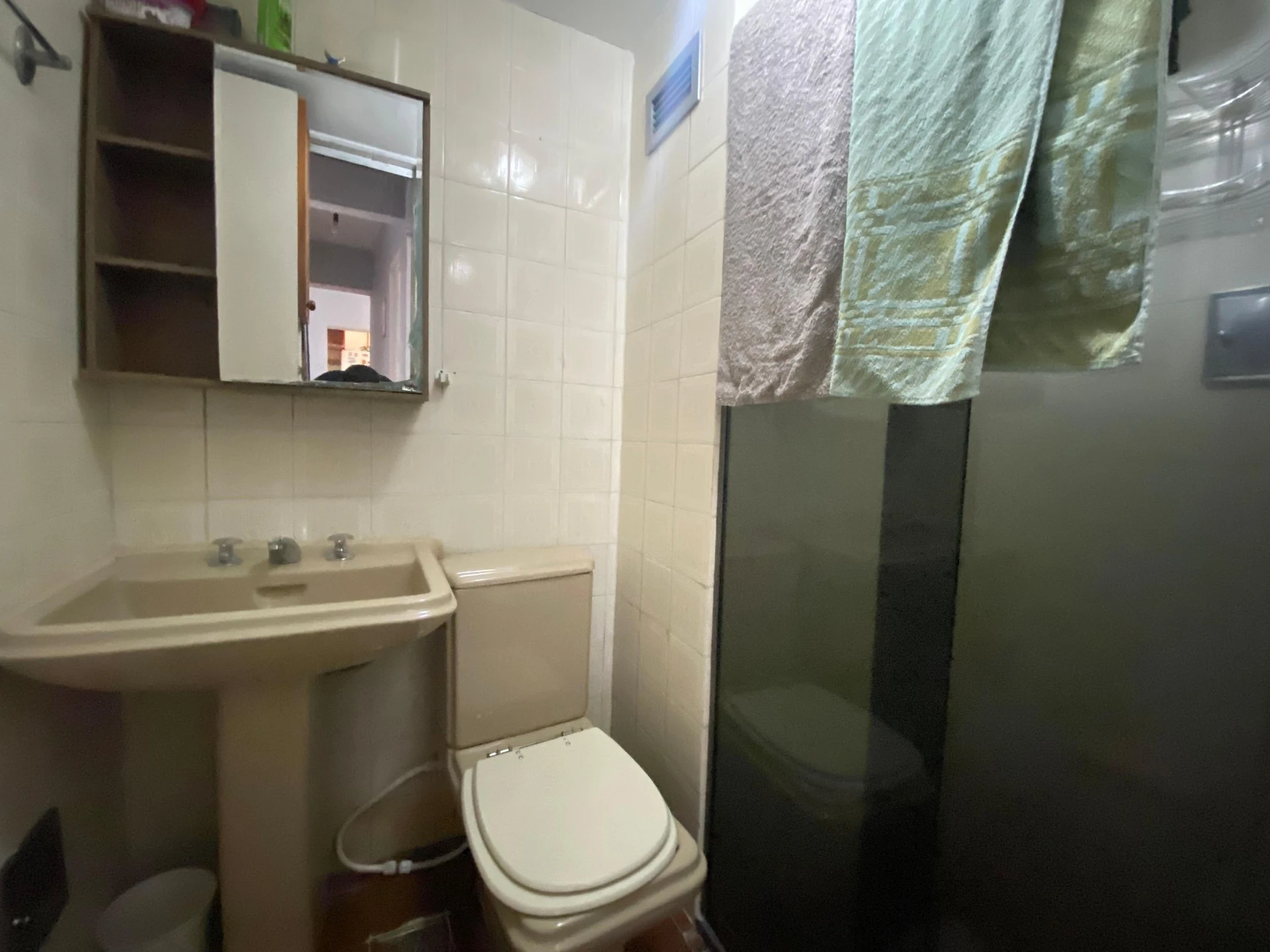 Furnished 2-bedroom apartment with 1 parking space — photo 25