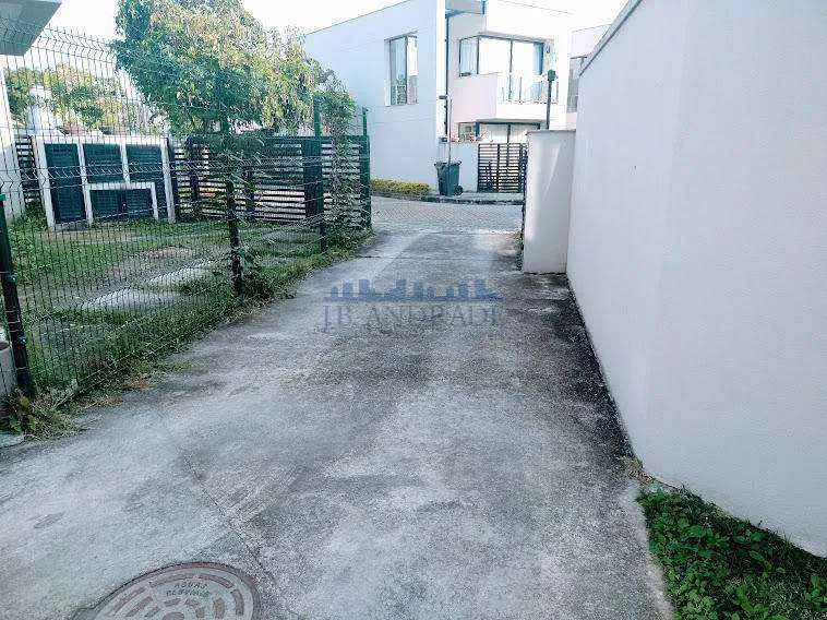 366 m² house with 3 bedrooms and a balcony — photo 3