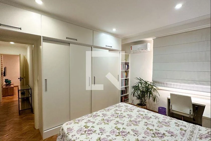 4-bedroom apartment with a home office — photo 9