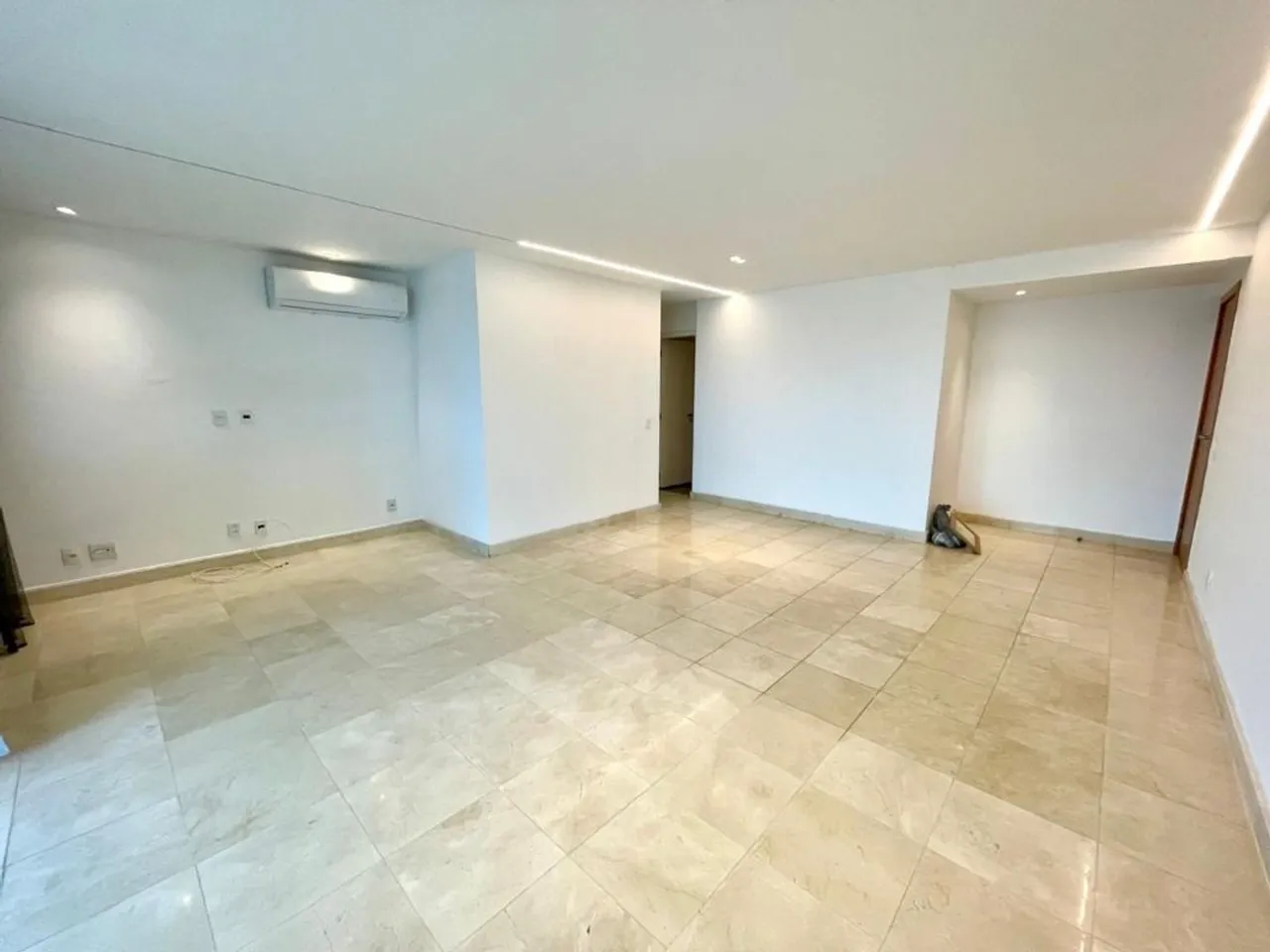 Apartamento com 2 dormitórios e 3 banheiros — photo 16